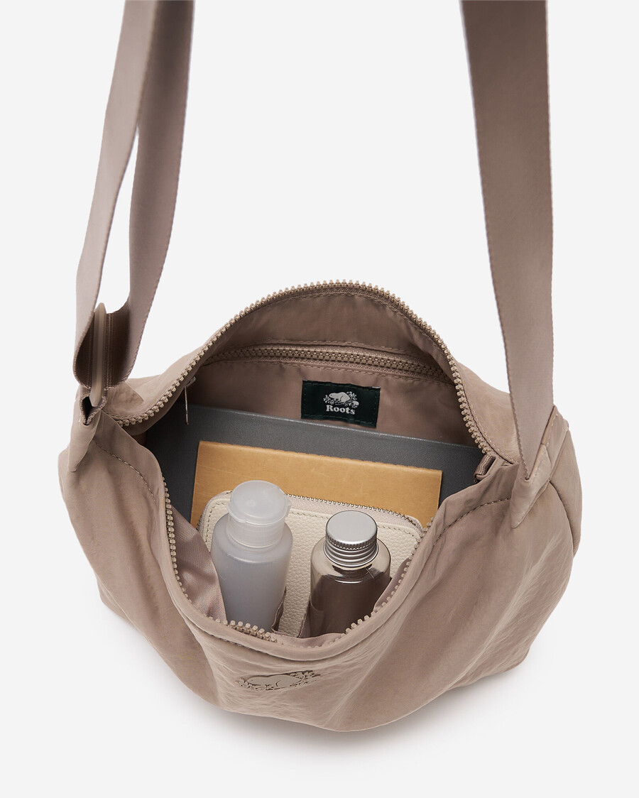 nylon-tasche mittelgroß halbmondförmig