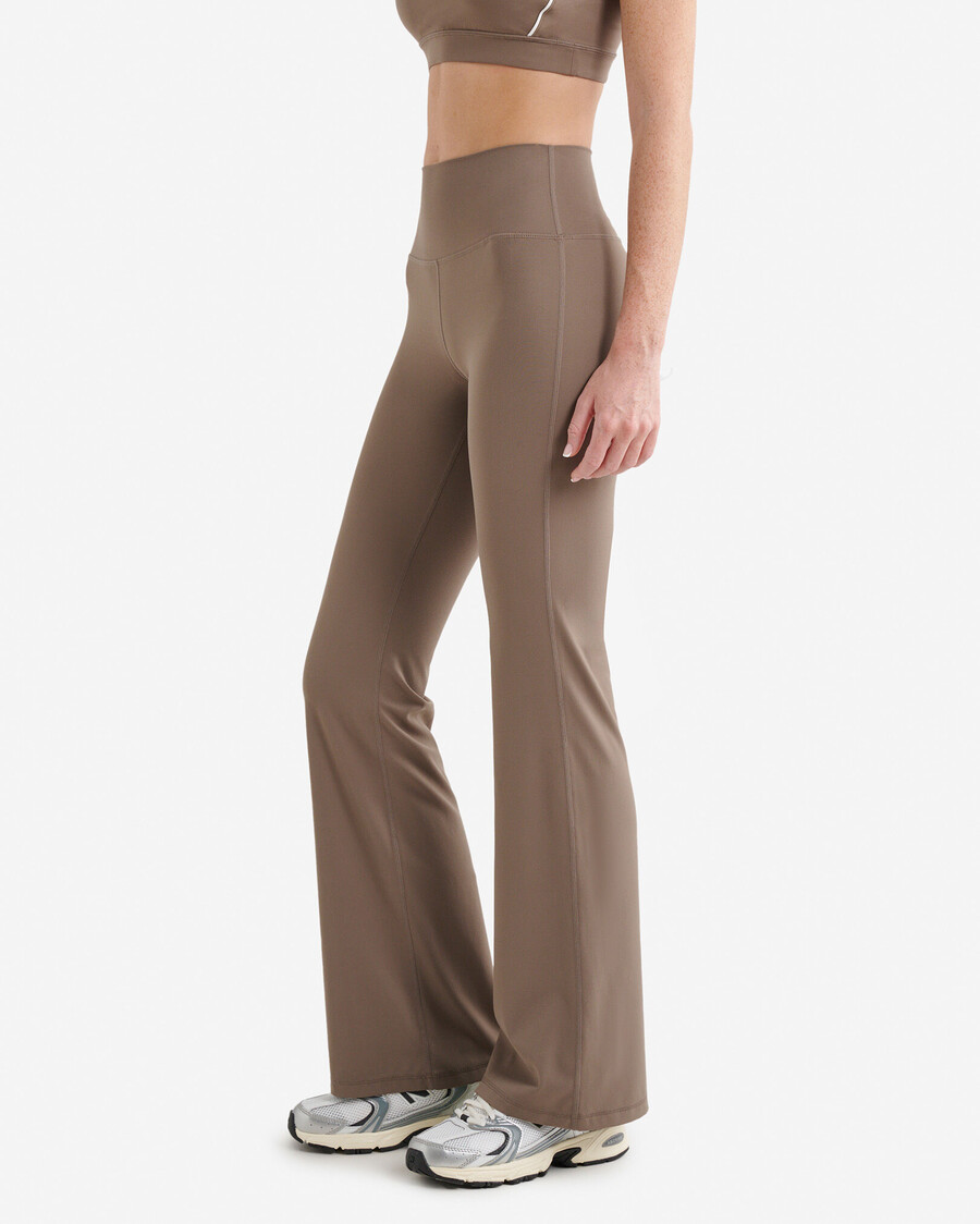 restore stretch flare leggings