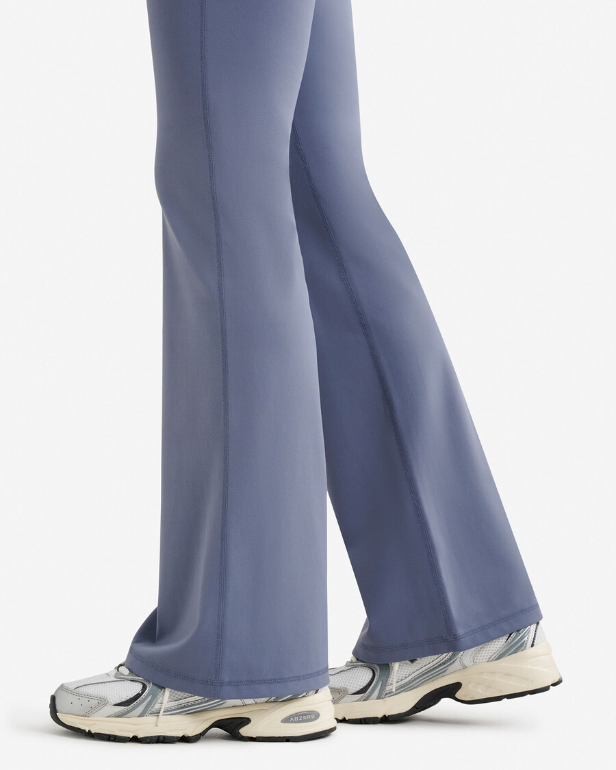 restore stretch flare leggings