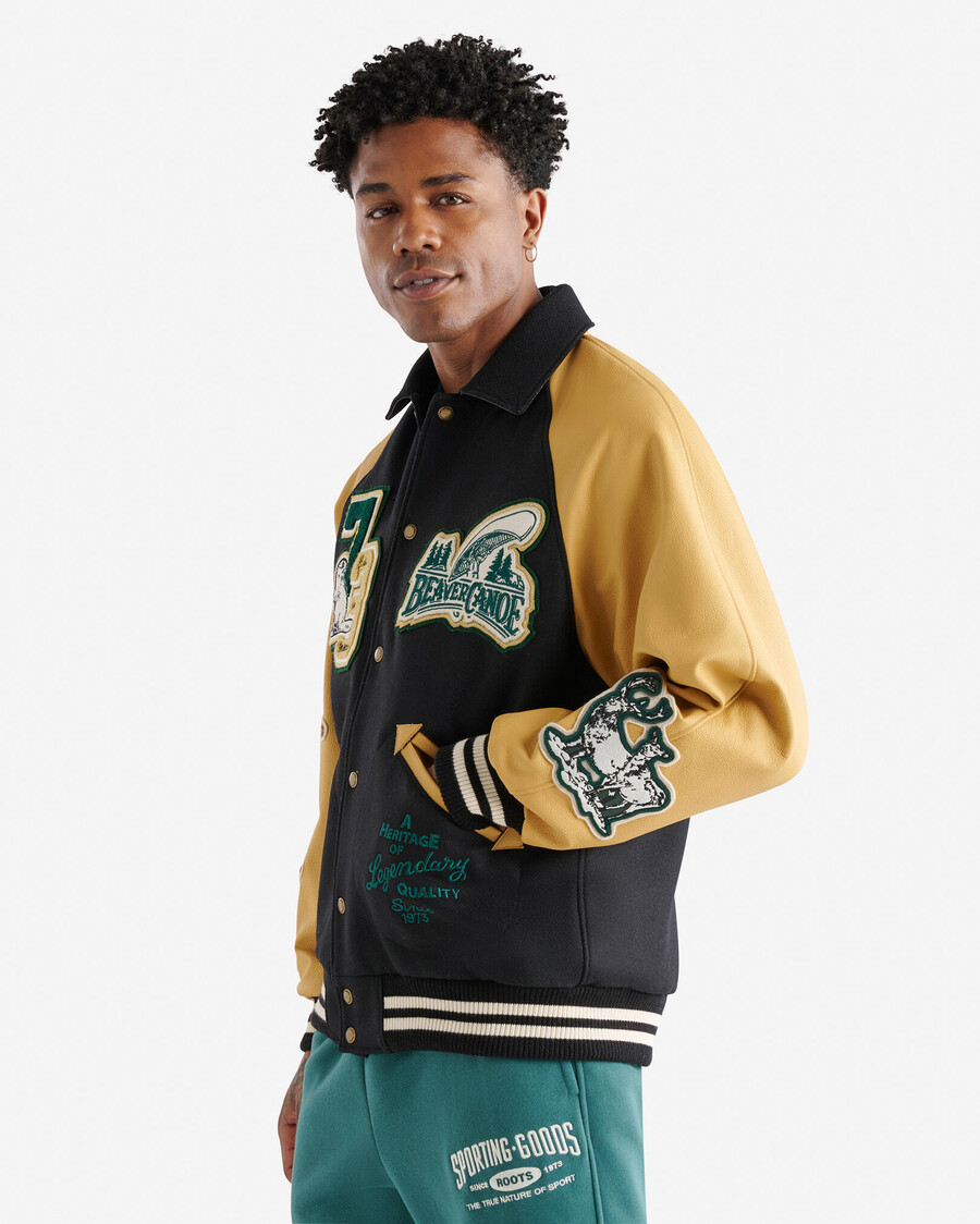 beaver canoe collegejacke