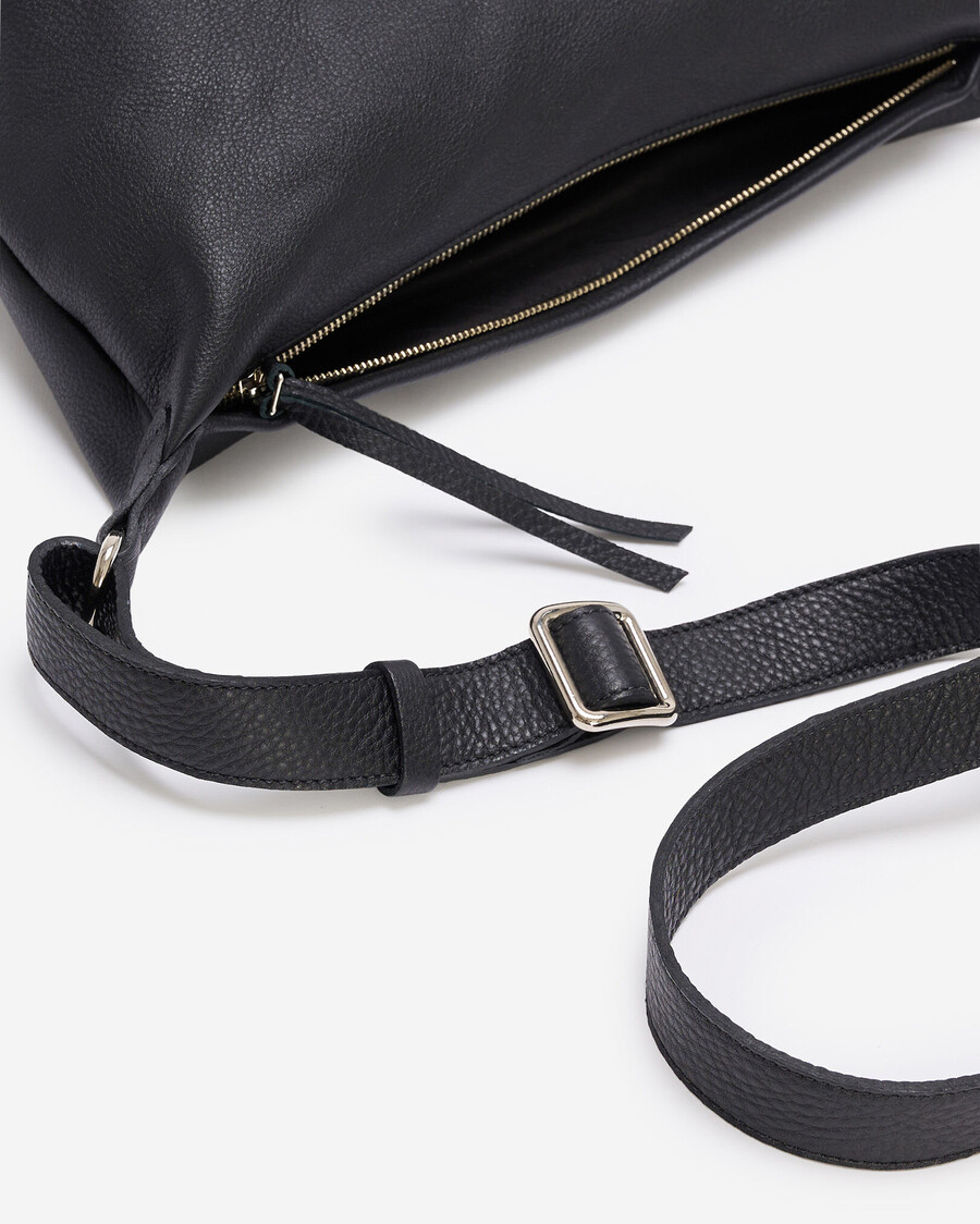 halbmond-tasche wolke