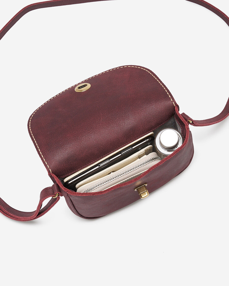 kleiner stamm der flussufertaschen