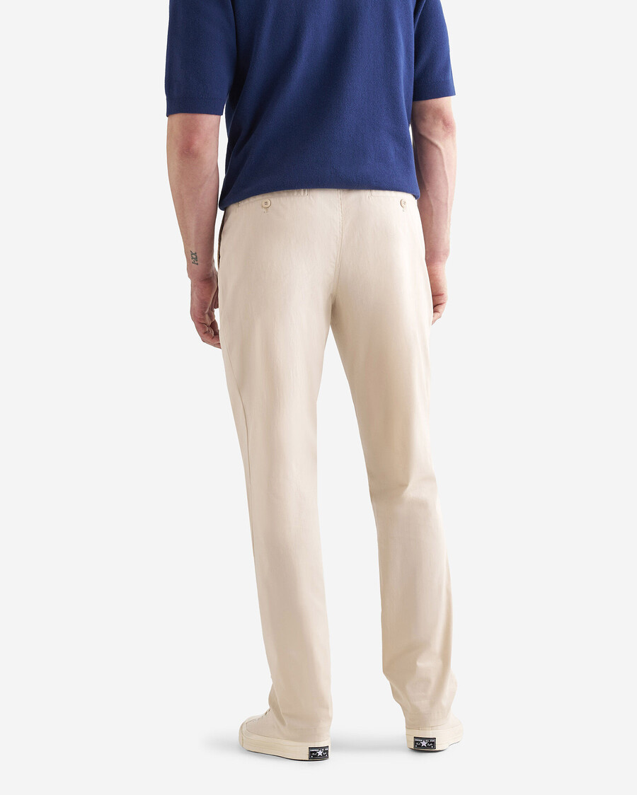 hemisphere stretch chino