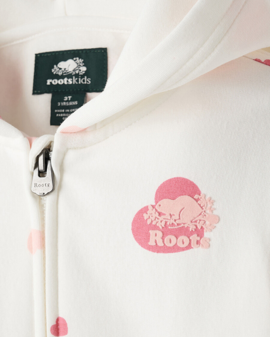 kuscheliger kapuzenpullover mit liebesbär-motiv für kleinkinder