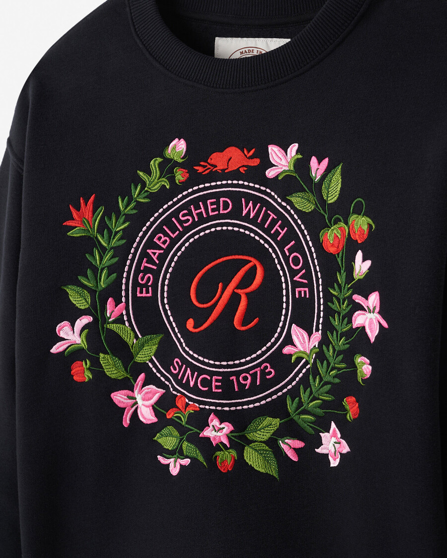 love studio fleece crew