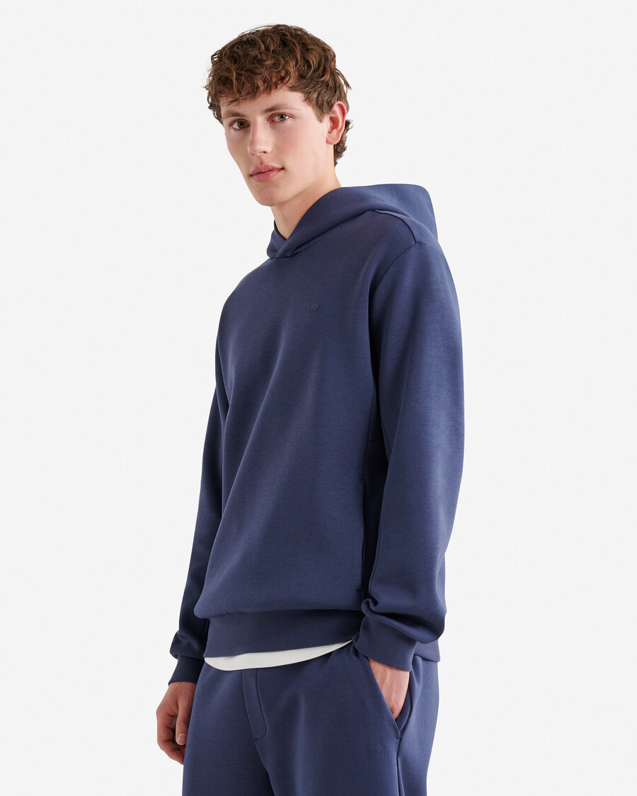 roam hoodie