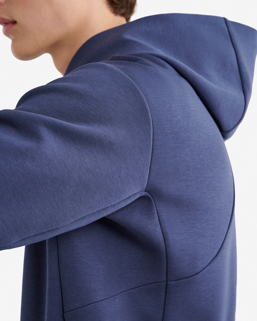 roam hoodie