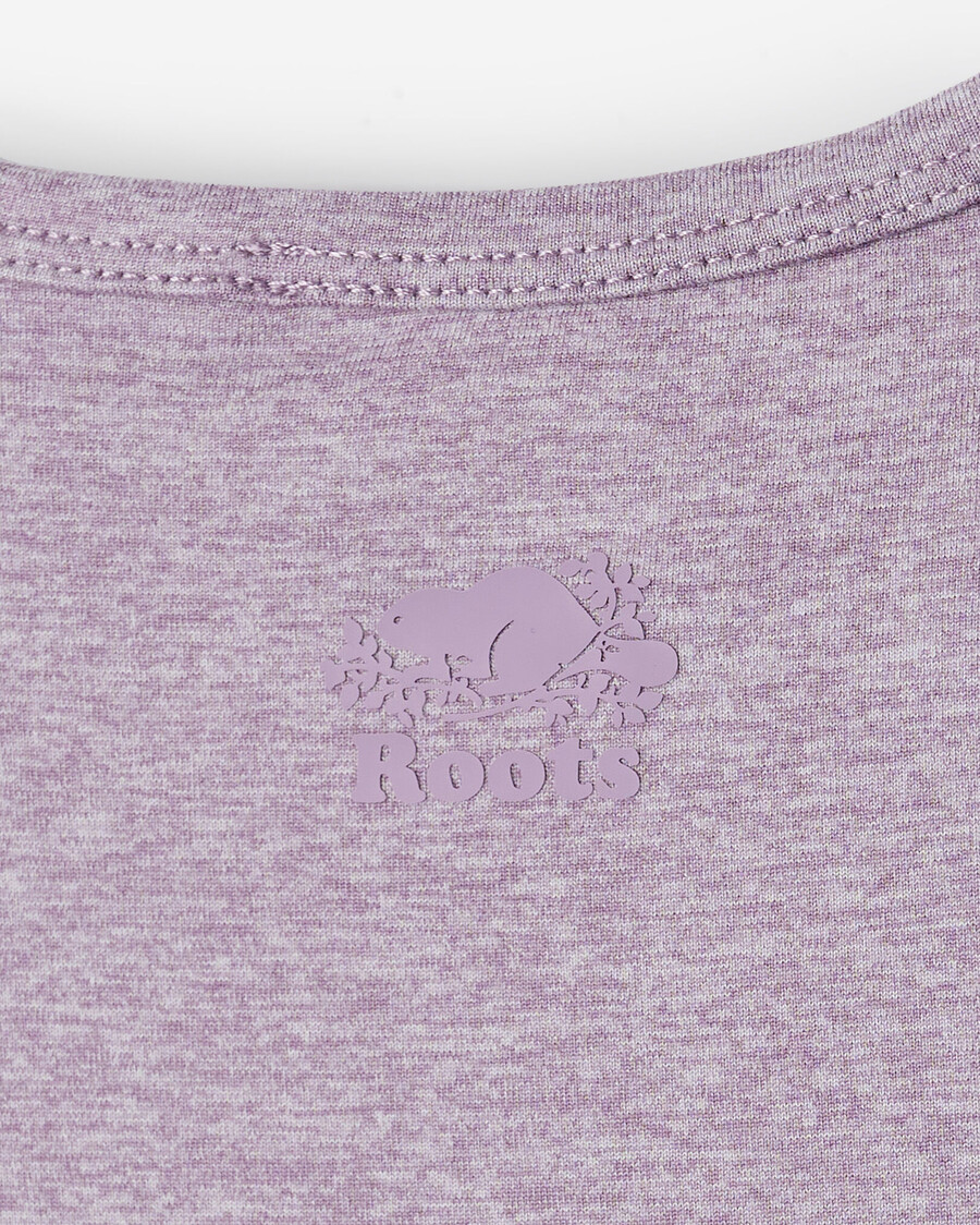 sportliches tailliertes t-shirt für kleinkindermädchen