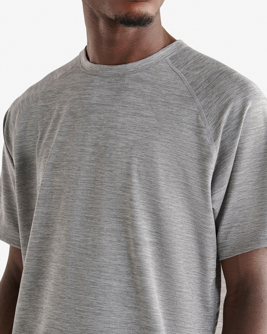 leichtes active knit t-shirt